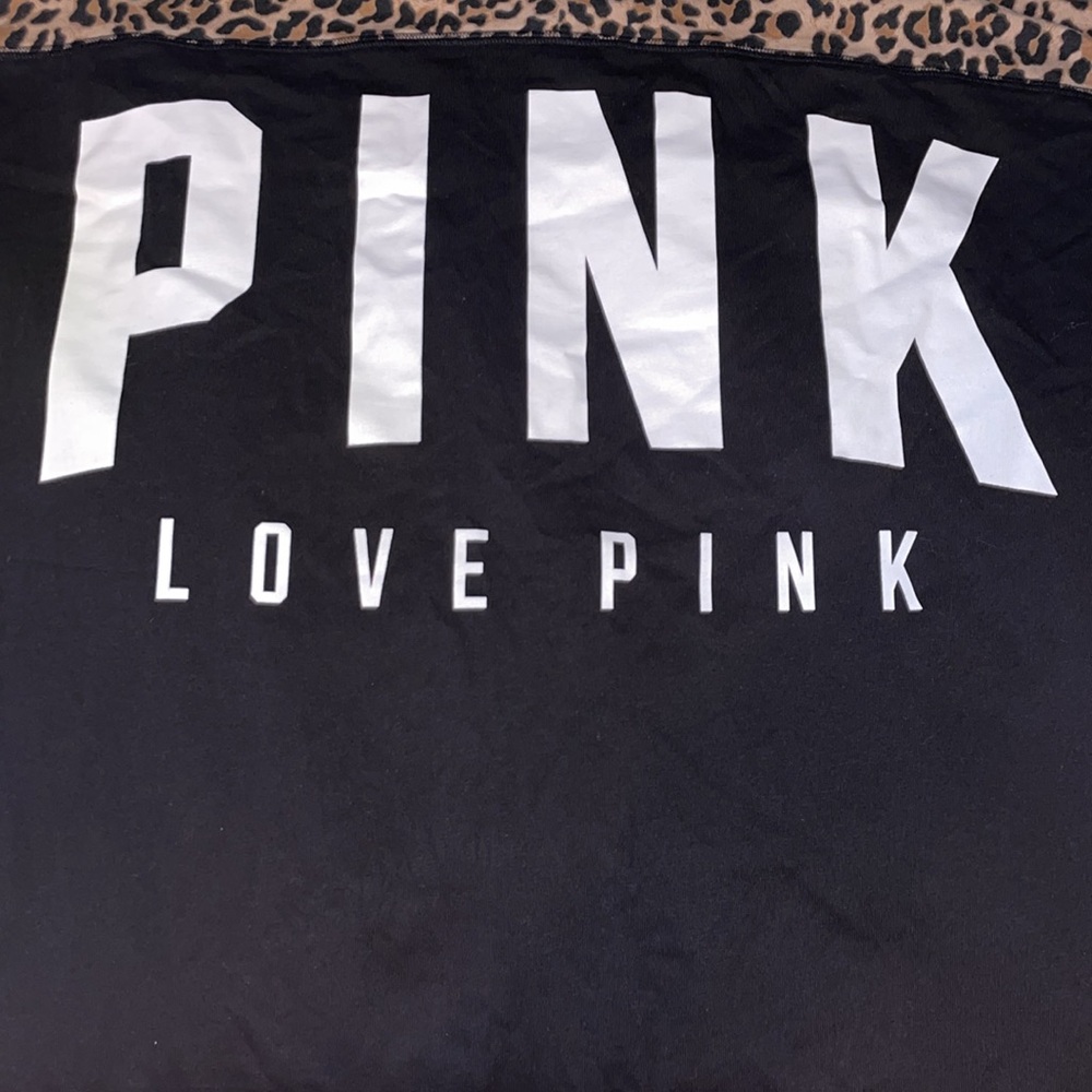 PINK Victoria's Secret Black Long Sleeve Leopard Print Tee - Picture 5 of 5